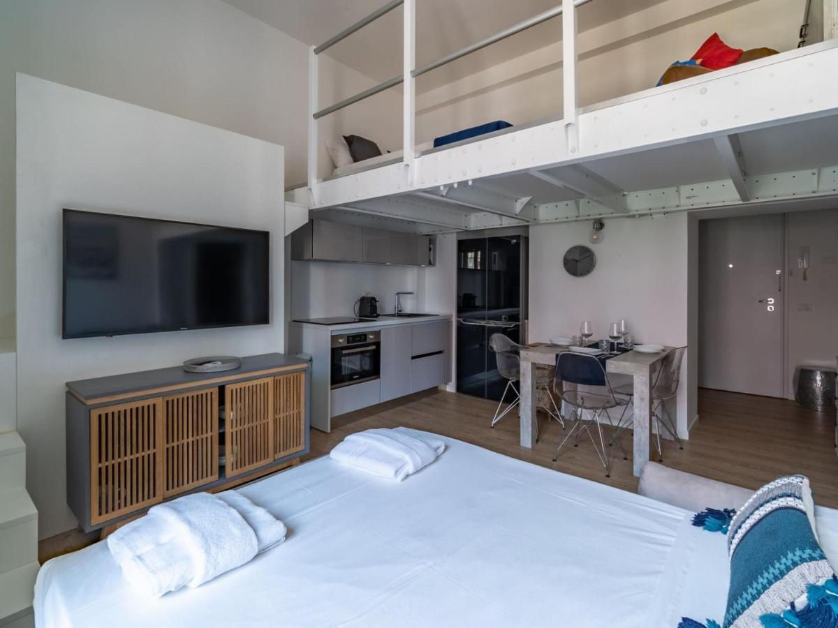 The Best Rent - Lovely Loft With Balcony Near Piazza Vetra มิลาน ภายนอก รูปภาพ