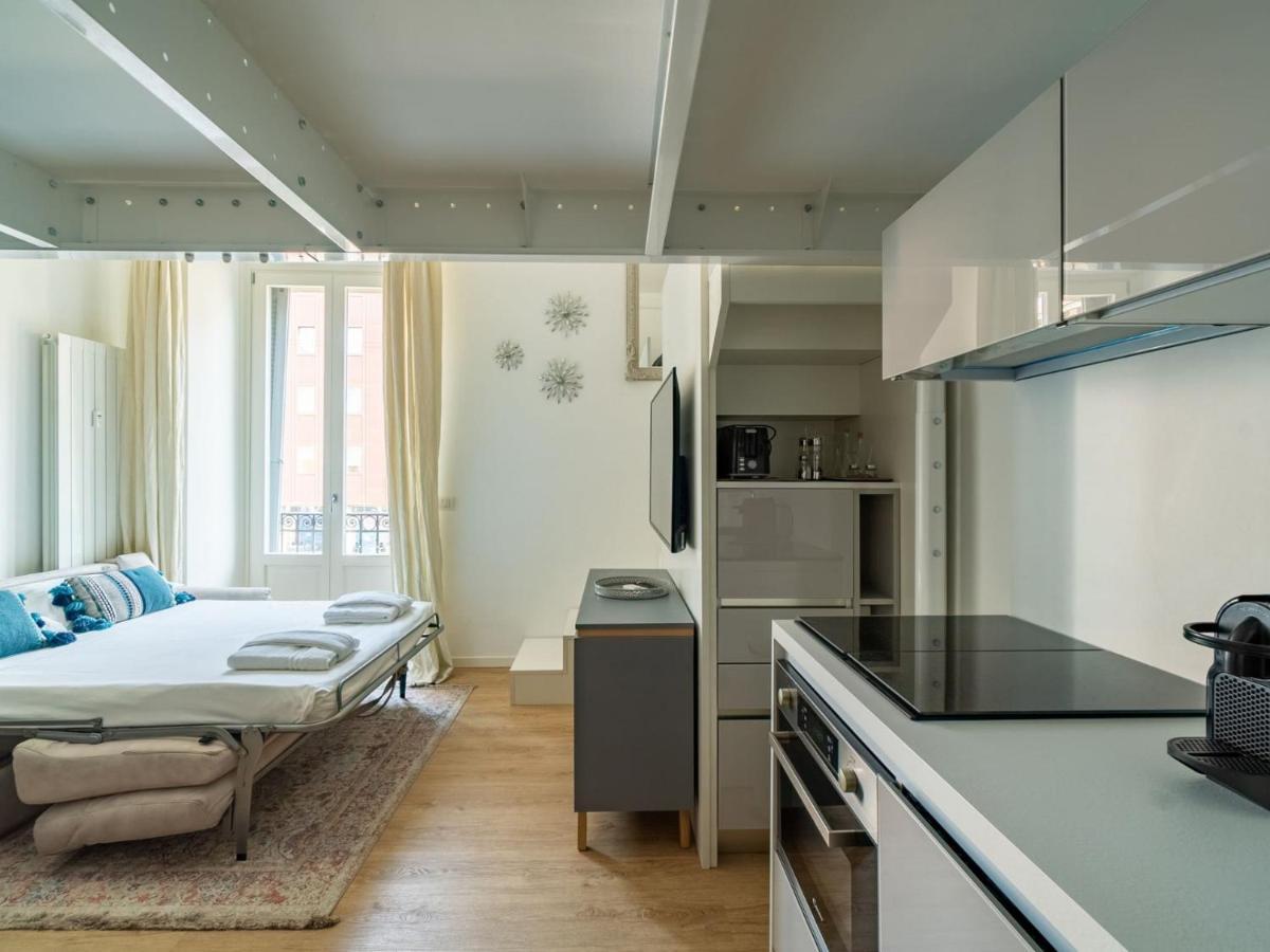 The Best Rent - Lovely Loft With Balcony Near Piazza Vetra มิลาน ภายนอก รูปภาพ